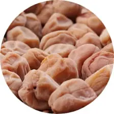 たくさんの梅干し